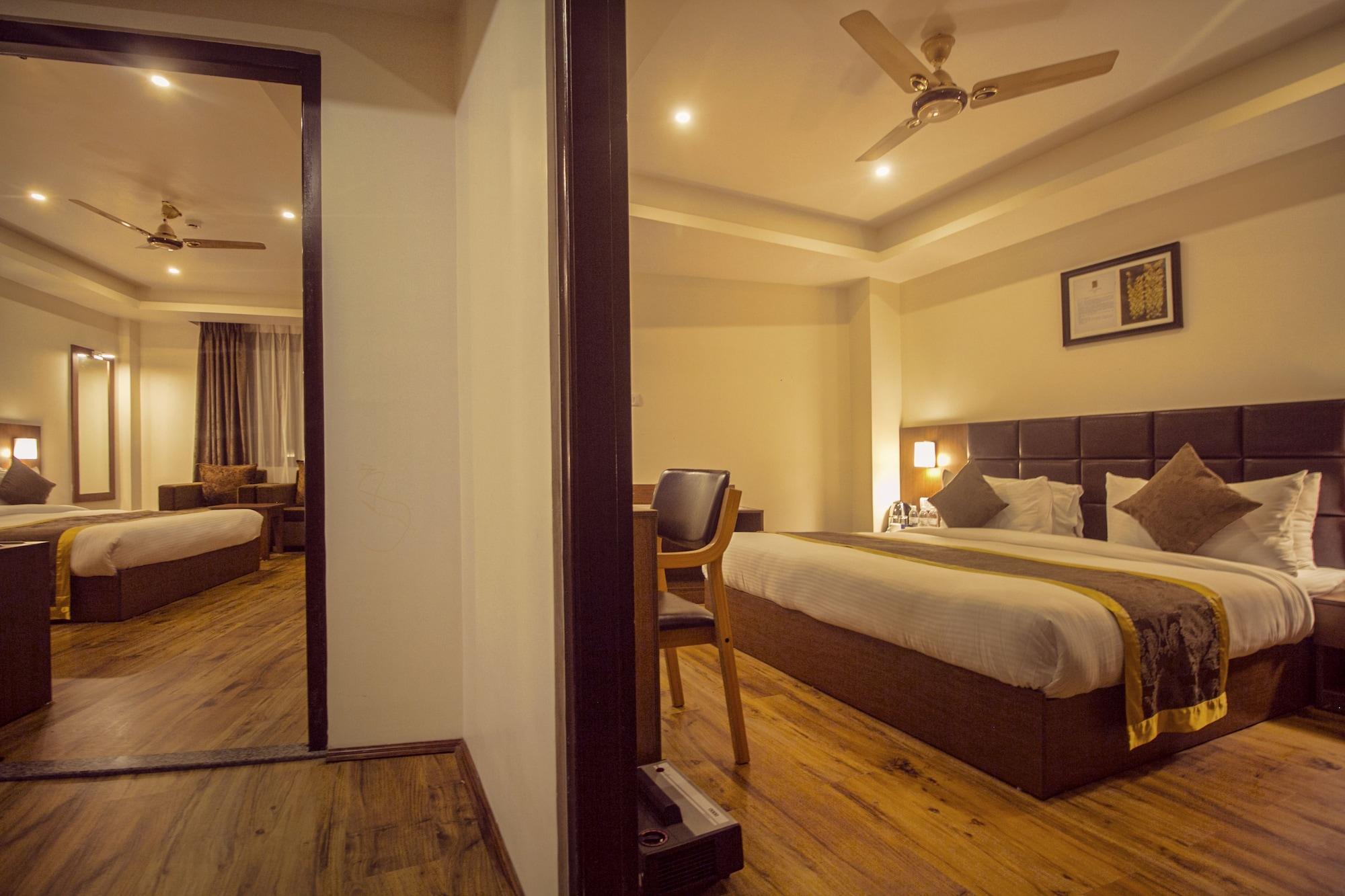 Summit Ttakshang Residency Hotel & Spa Mg Marg Gangtok Esterno foto